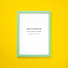 Load image into Gallery viewer, Mint Oak Frame 21x29,7 (A4)