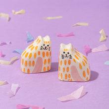 Load image into Gallery viewer, Sunny, the Tiny Cat - Handmade Ceramic Piece
