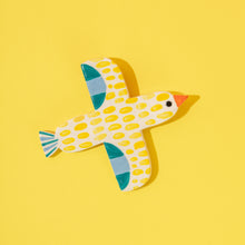 Load image into Gallery viewer, Ceramic Bird / Yellow

