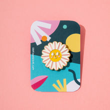 Load image into Gallery viewer, Flower // Pin
