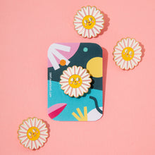 Load image into Gallery viewer, Flower // Pin
