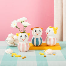 Load image into Gallery viewer, Lola / Ceramic Vase
