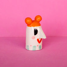 Load image into Gallery viewer, Amélia, Nosy People - Handmade Ceramic Sculpture
