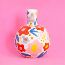 Load image into Gallery viewer, Floral II / Ceramic Vase
